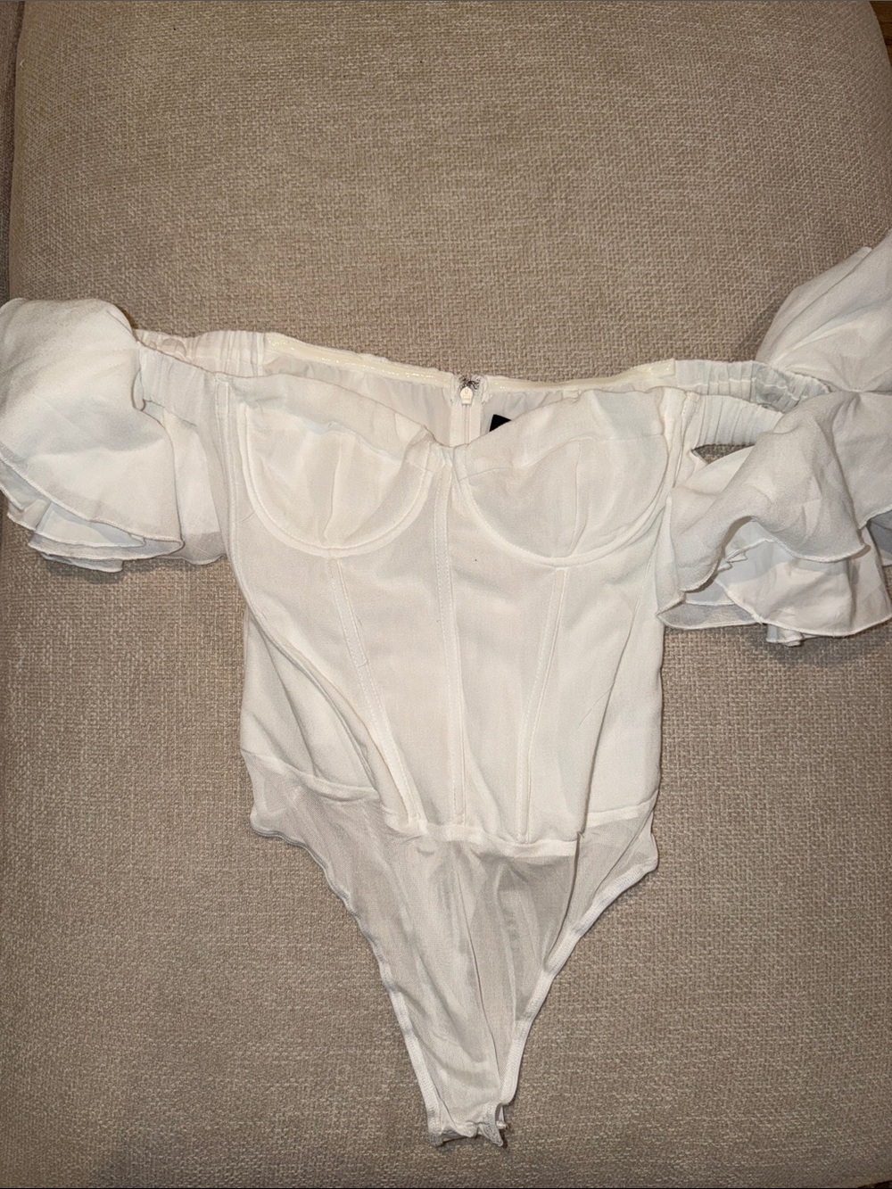 Lulu's White Off-Shoulder Ruffle Bodysuit